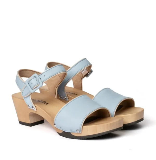 Kyra Nappa Powder Blue (Hazelnut)